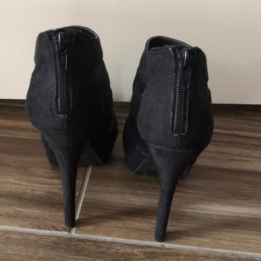 Jessica Simpson booties - Picture 2 of 4